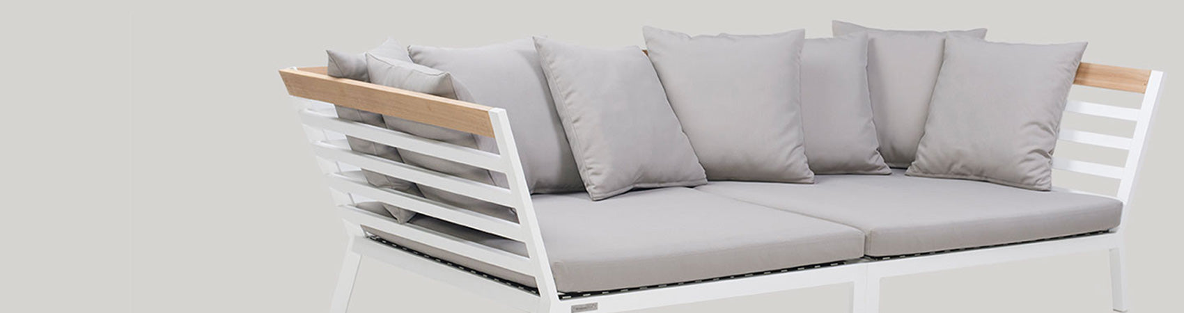 Outdoor Daybed