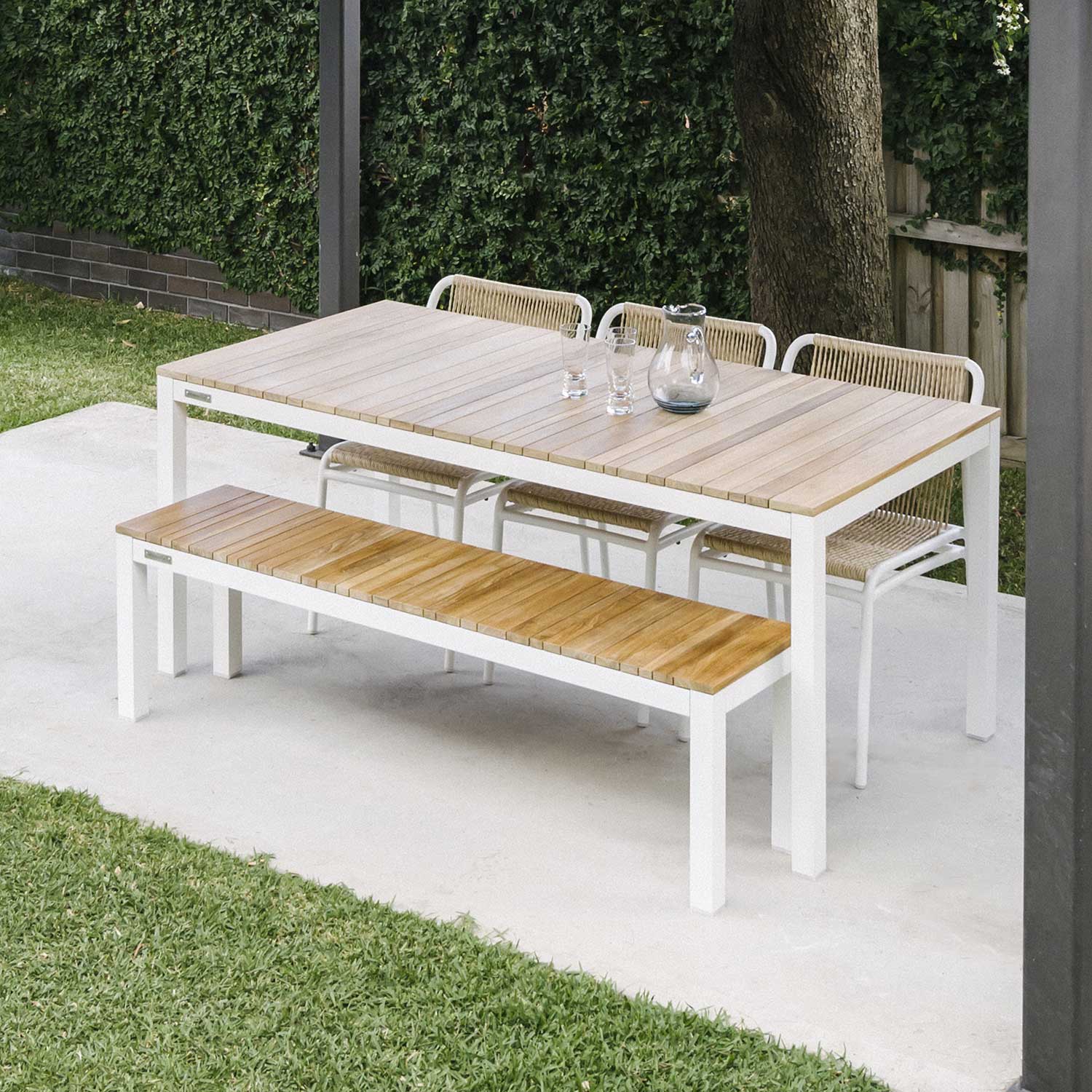 Tandem Alu Backless Bench White Sand