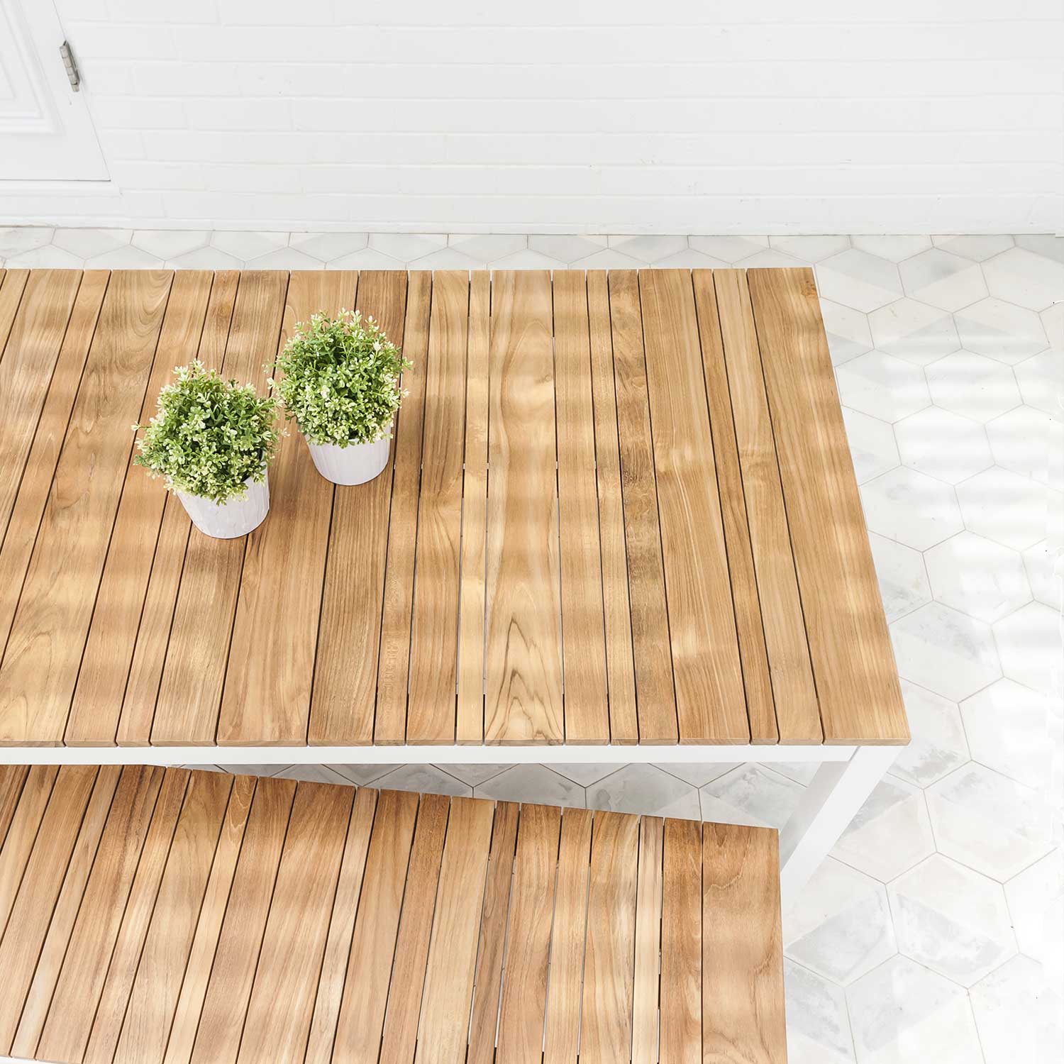 Tandem Alu Backless Bench White Sand