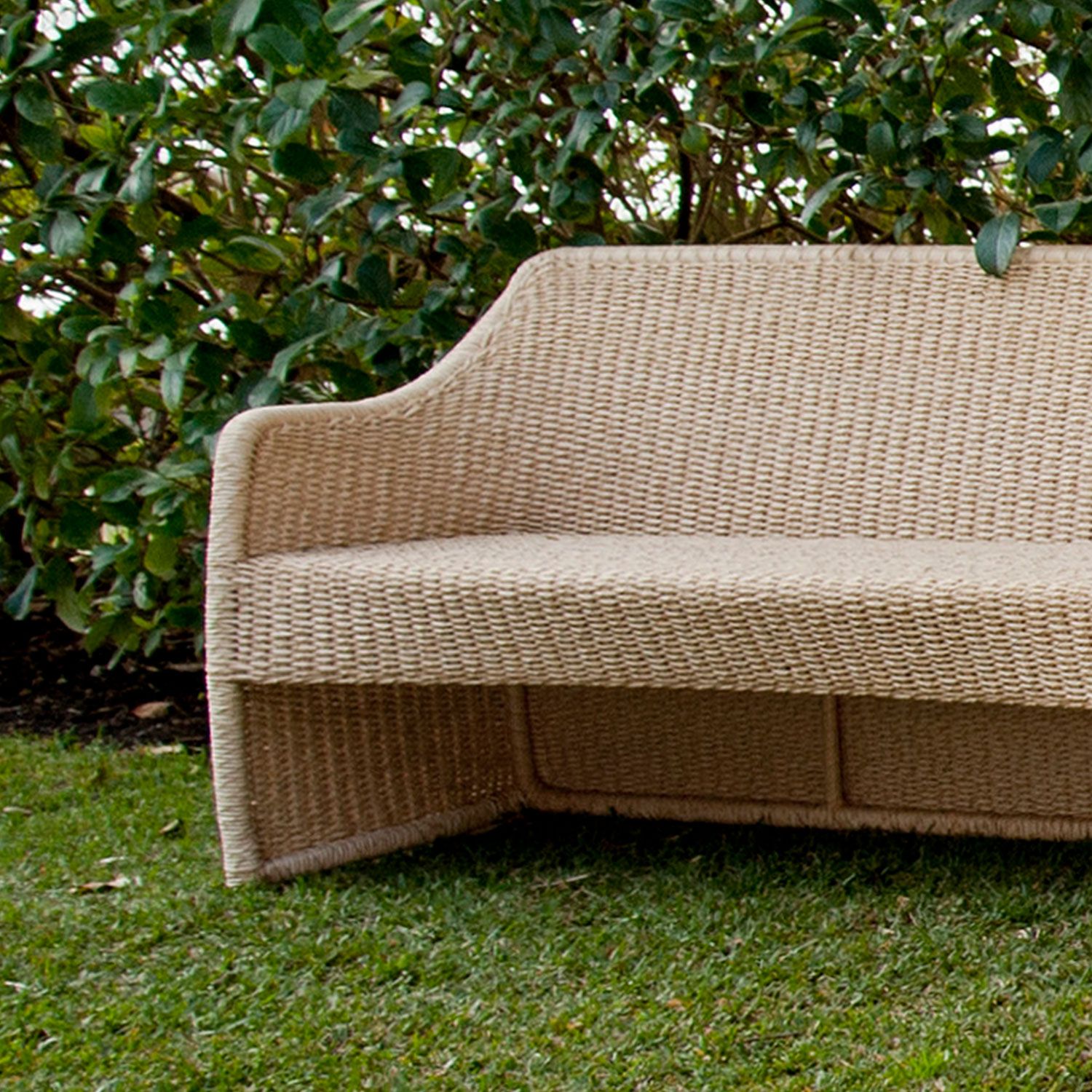 Elan Bench PT1