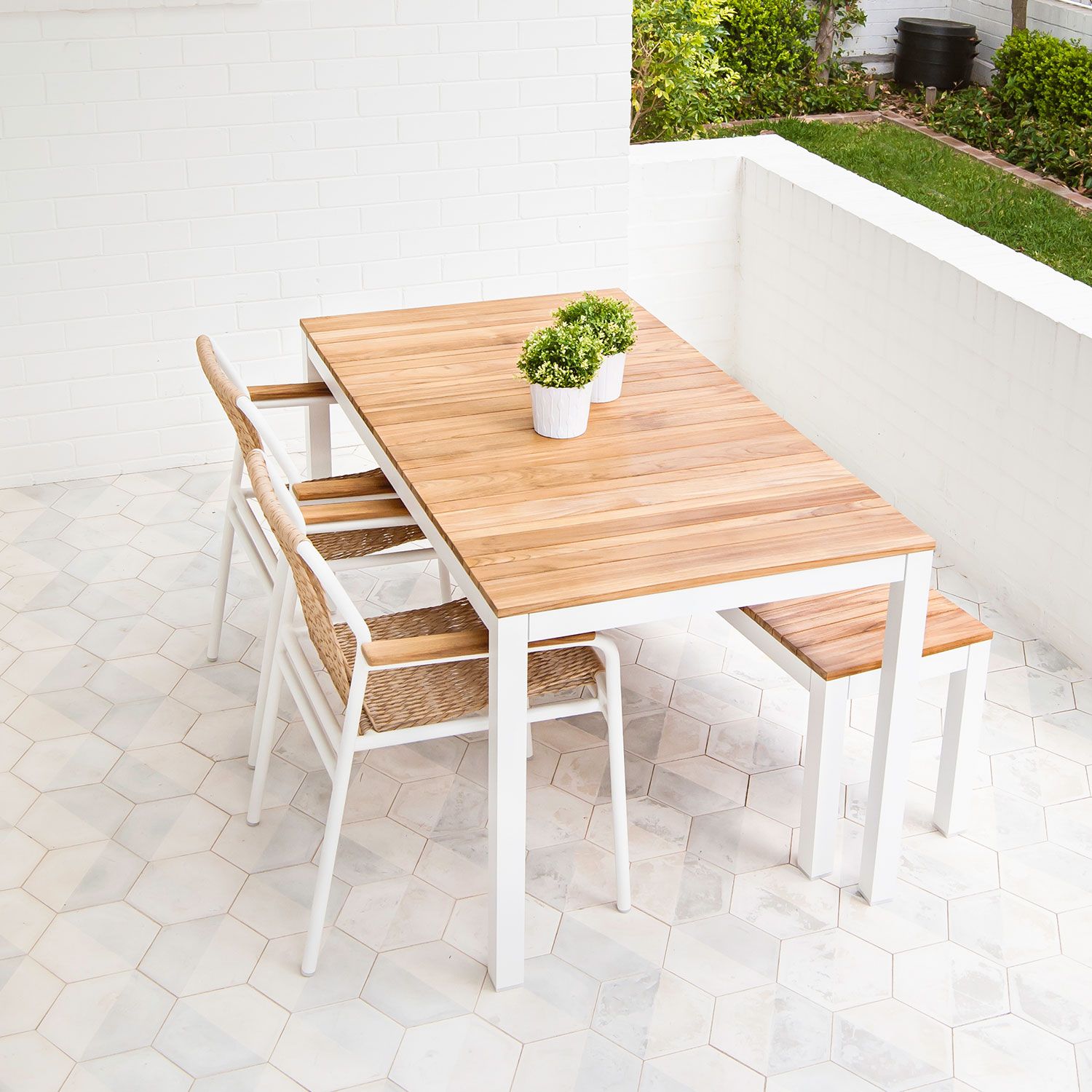 Fynn Outdoor Stacking Chair White PT1