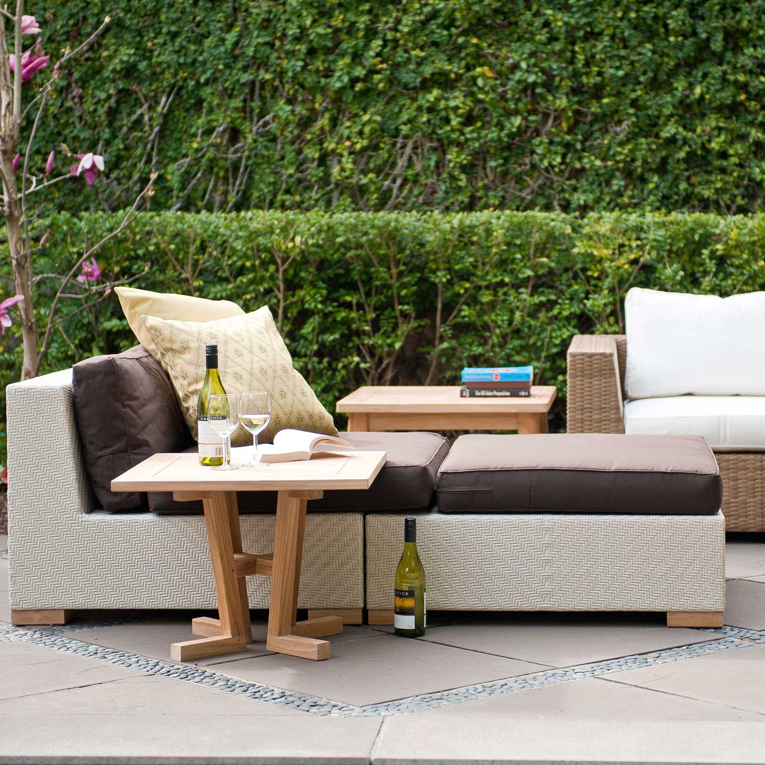 Pembroke Outdoor Coffee Table