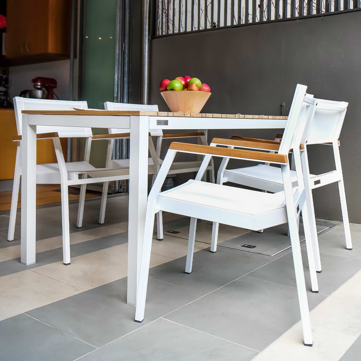 Salma Sail Alu Stacking Chair White - Armchair
